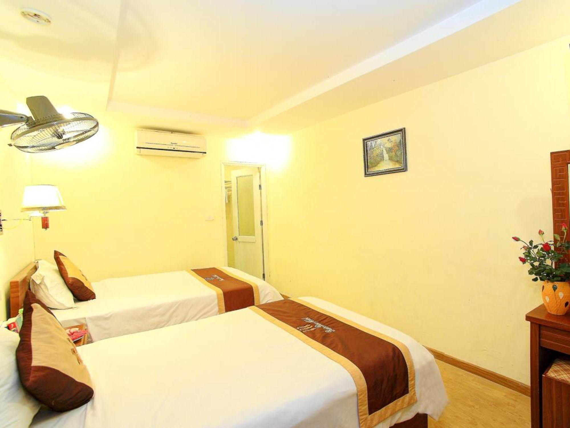 Hanoi Zesty Hotel Екстер'єр фото