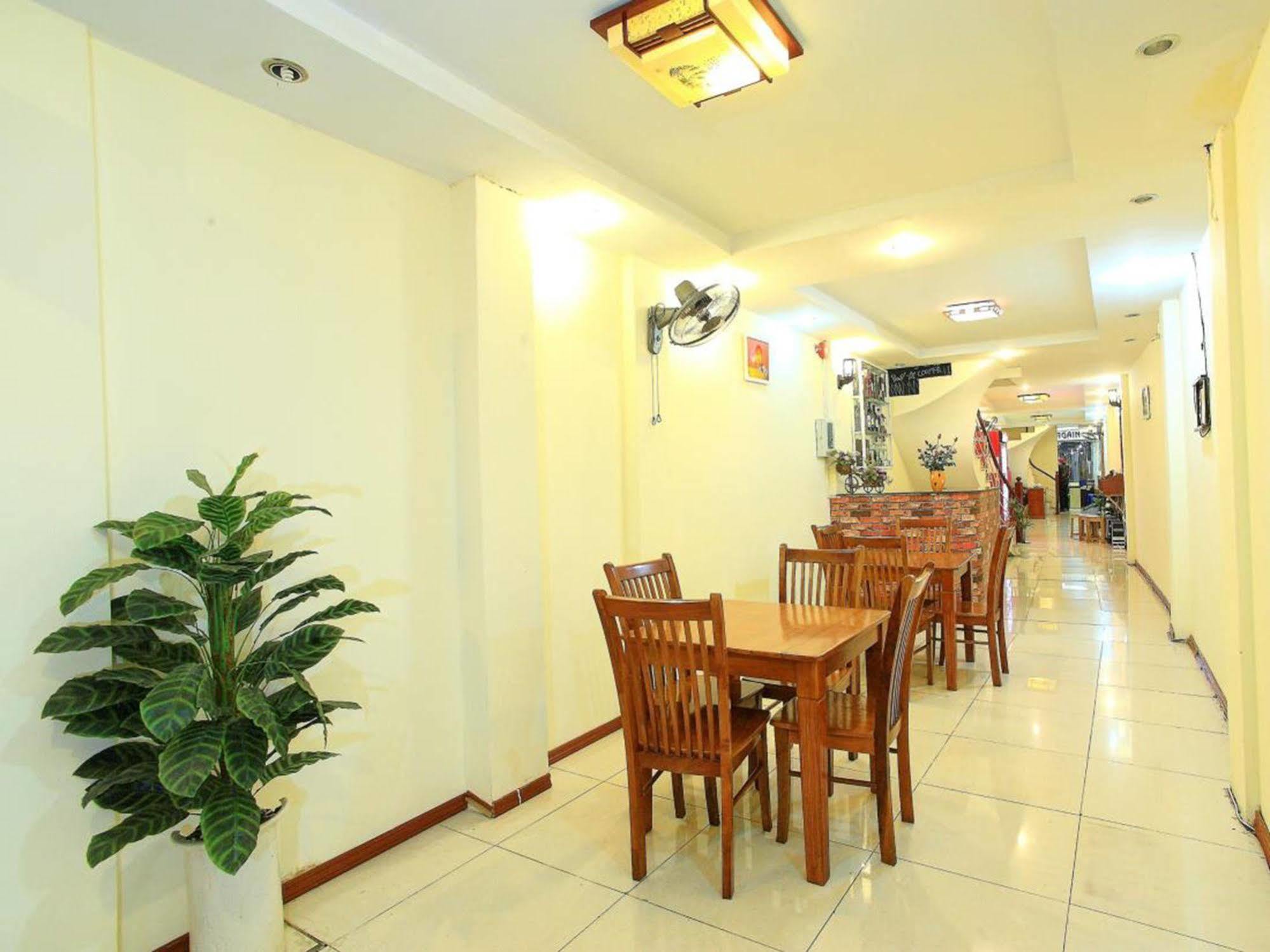 Hanoi Zesty Hotel Екстер'єр фото