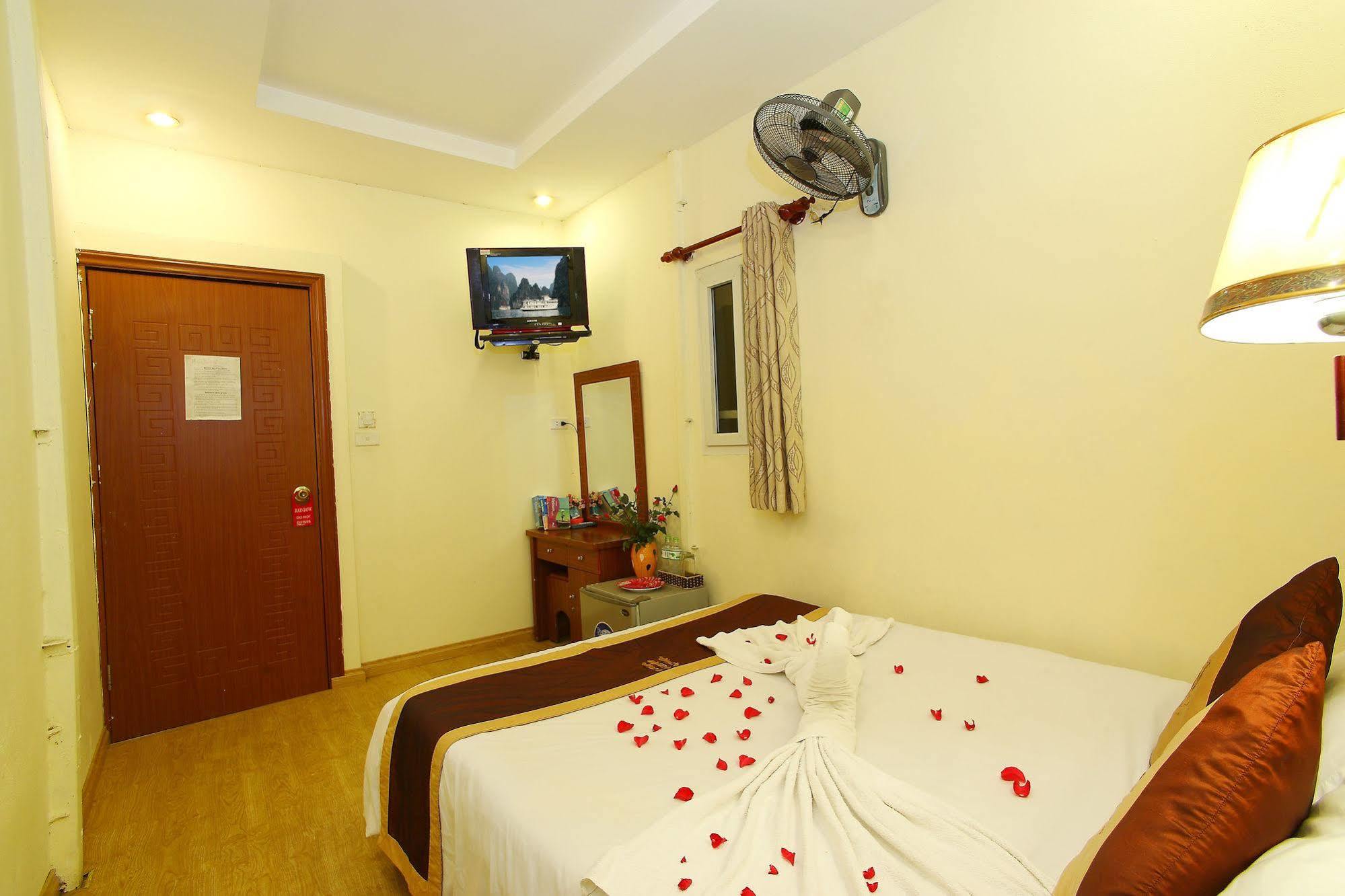Hanoi Zesty Hotel Екстер'єр фото